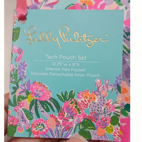 NWT! Lilly Pulitzer bright floral laptop/tab case plus small pouch. Zip close - Picture 4 of 8